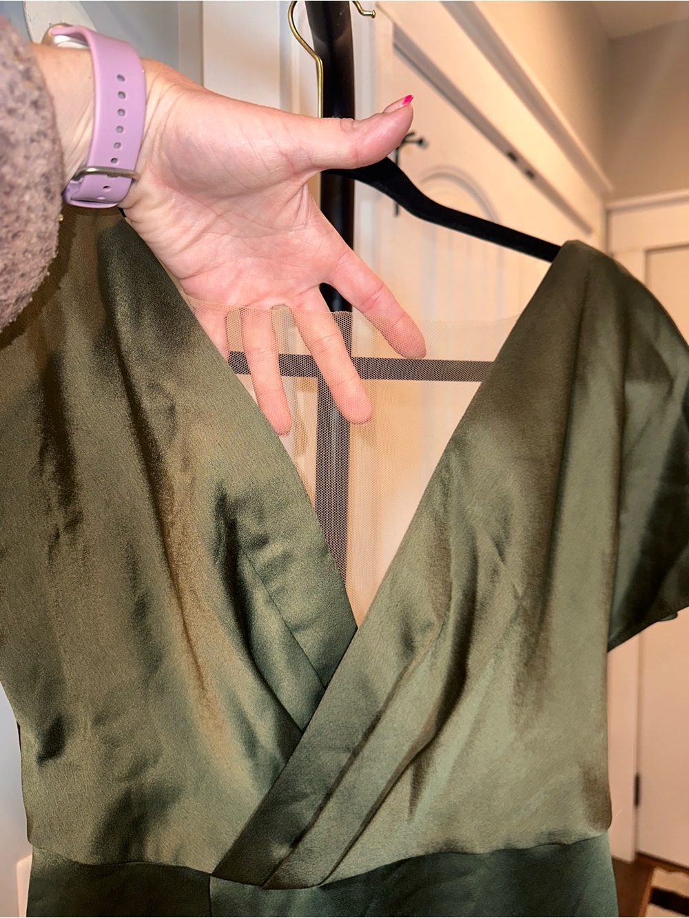 Jenny Yoo Size 6 Olive Green V-Neck Satin Maxi Dress - Picture 7 of 16